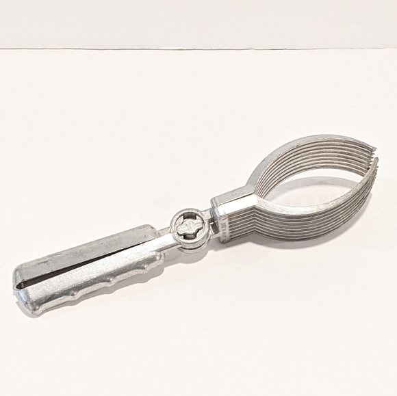 VINTAGE aluminium meat cutting tongs - Picture 7 of 16